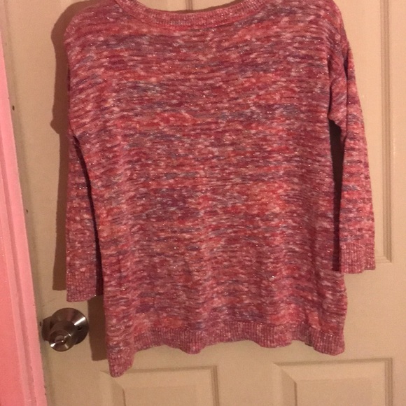 Pink top - Picture 3 of 4